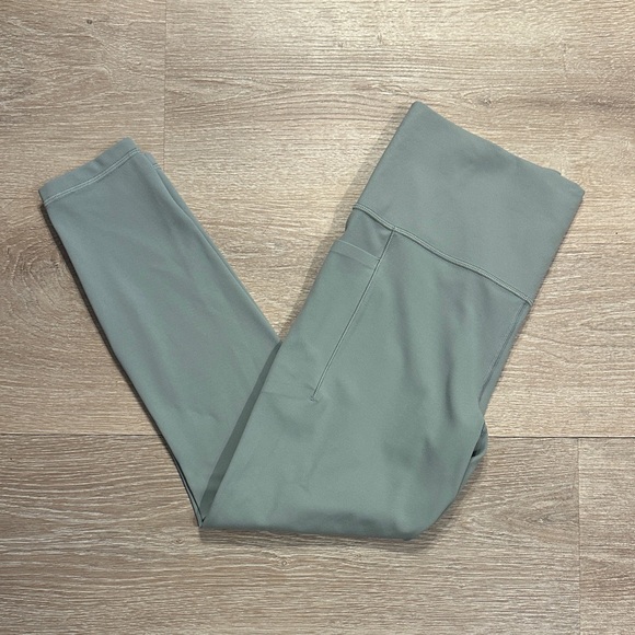 Athleta Pants - Athleta Salutation Stash 7/8 Sage Green Leggings